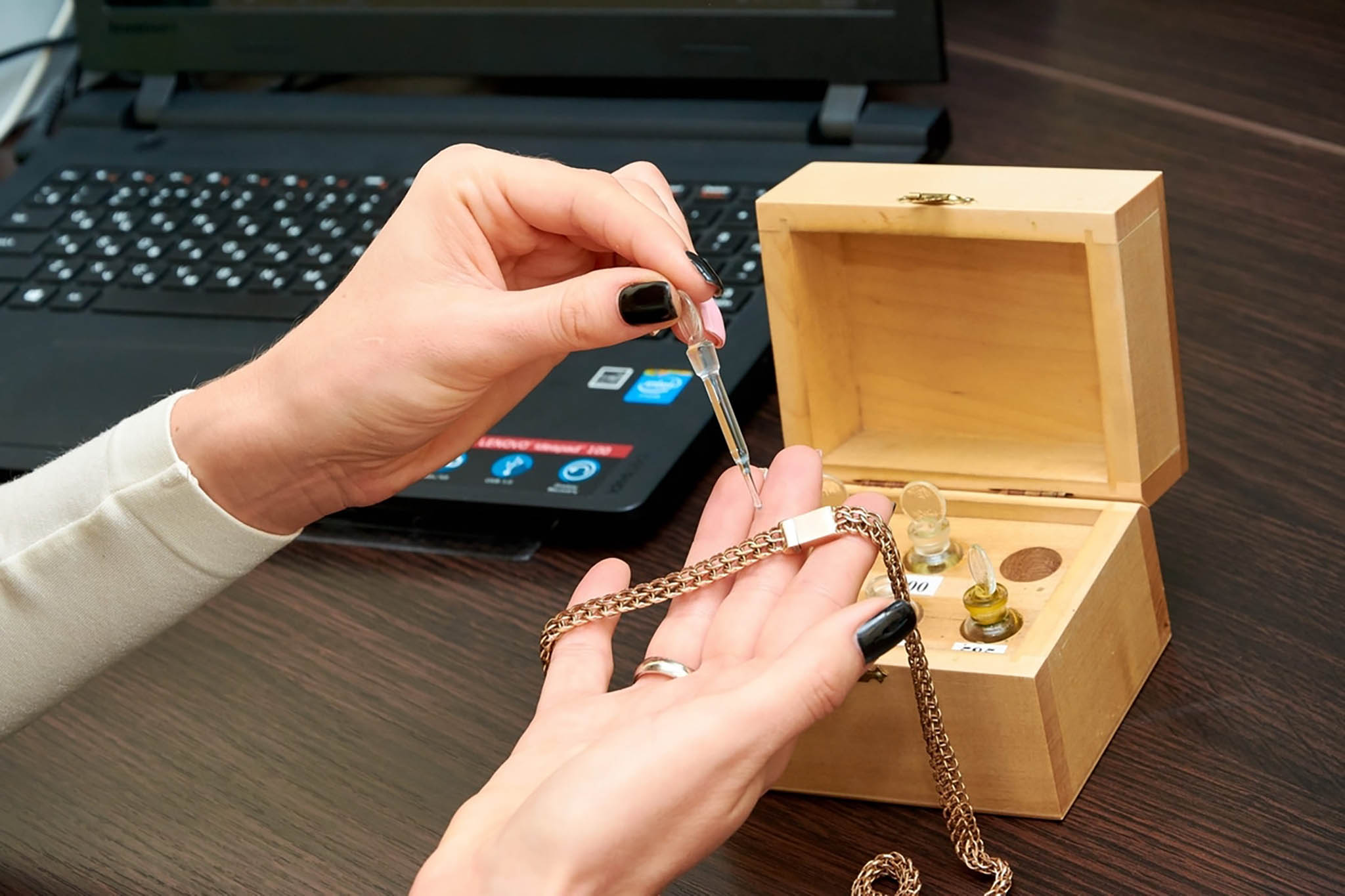 Ломбард: Суть и Роль в Современном Мире